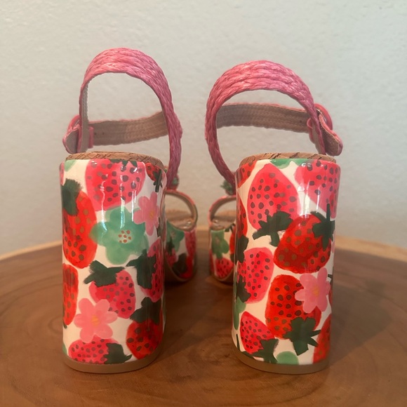 NEW Betsey Johnson Cheyne heeled platform sandals - Picture 5 of 9